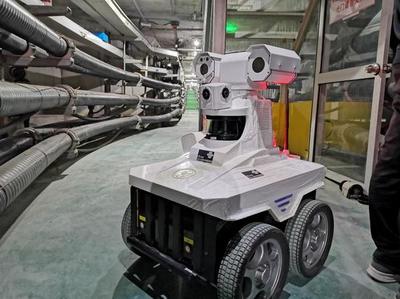 5G智能電力巡檢機(jī)器人在浙江 科技戰(zhàn)疫守護(hù)萬(wàn)家燈火